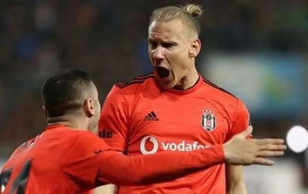 "Beşiktaş"ın oyununda 9 qol - VİDEO 