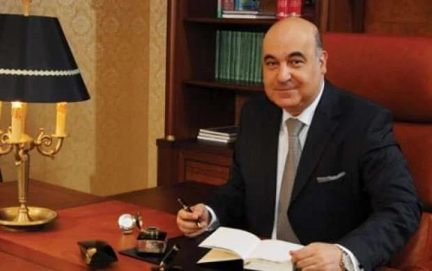 Çingiz Abdullayevə “Şərəf” ordeni təqdim olunub 