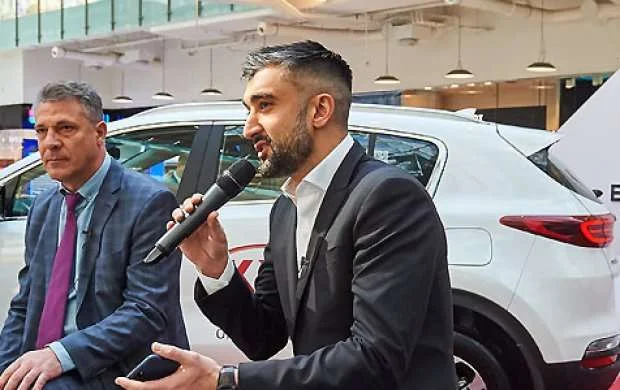 Aleksandr Səmədov azərbaycanlı tələbələrlə görüşdü 