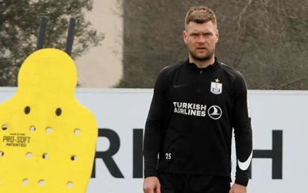 "Neftçi"də ağır itki 