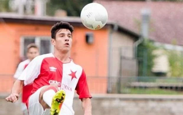 Fərid Nəbiyev: "Slaviya”nın əsas komandasında oynamağa tam hazıram" 
