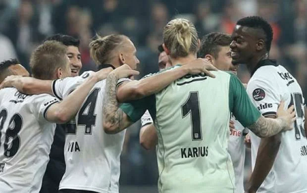 "Beşiktaş" "Qalatasaray"la derbiyə böyük məbləğdə mükafat qoydu 