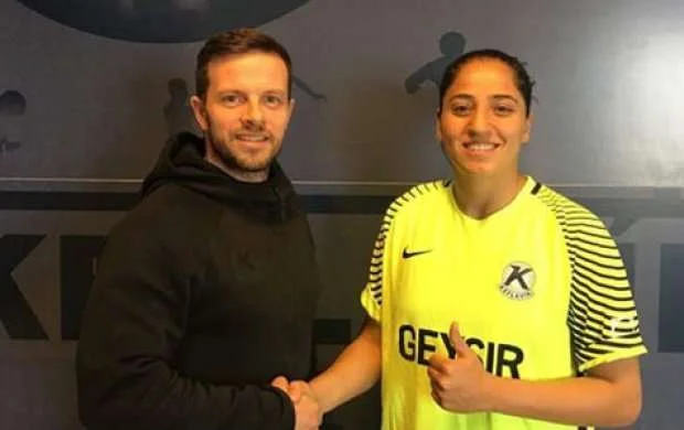 Millimizin qapıçısı İslandiya klubuna transfer oldu 