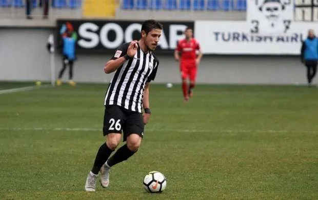 "Neftçi" legionerini göndərir  