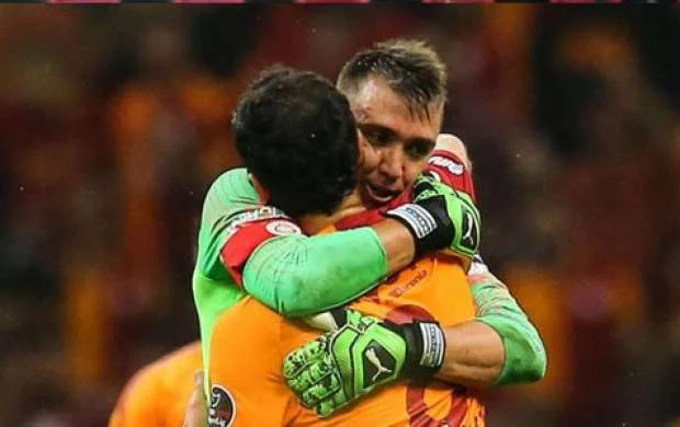 "Qalatasaray" derbini qazandı, zirvəyə yüksəldi - VİDEO 