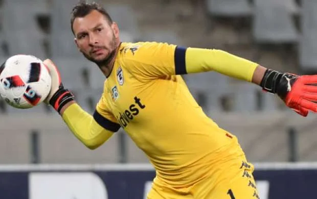 "Qarabağ" afrikalı qapıçı transfer edə bilər 