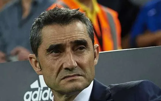 "Barselona" qərar verdi: Baş məşqçi və ulduz futbolçu gedir 