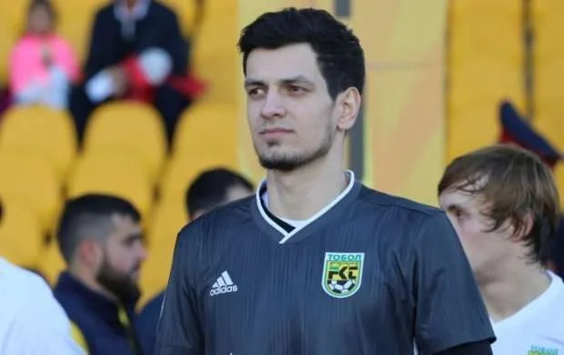Emil Balayev sıradan çıxdı, komandası yarımfinala yüksəldi 