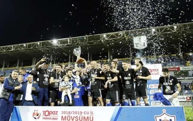 "Neftçi" "Qarabağ"ı təbrik etdi - FOTO 