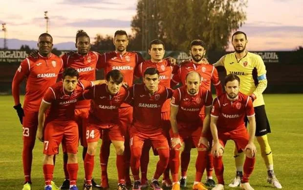 "Keşlə" 13 futbolçunu göndərdi: Kamran da getdi 