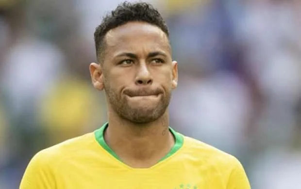 Neymar kapitanlıqdan məhrum edildi 