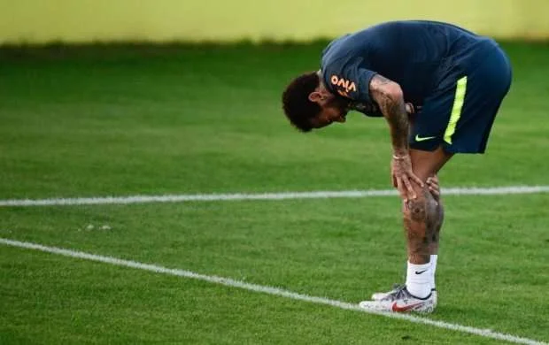 Neymar sıradan çıxdı 