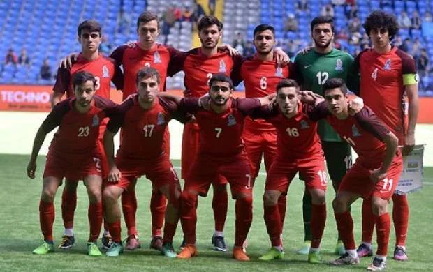 Millimizə 24 futbolçu çağırıldı 