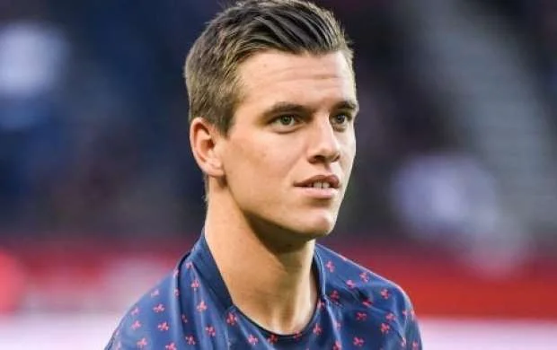 Premyer Liqada daha bir transfer rekordu 