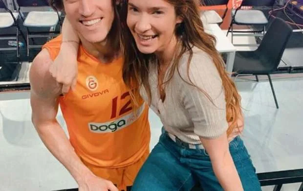 "Qalatasaray"ın oyunçusu ilə evlənir - FOTOLAR 