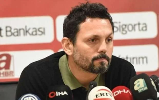 Super Liqada yeni baş məşqçi 