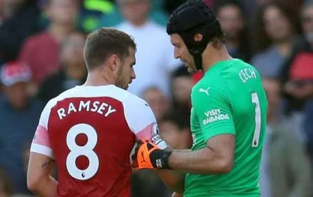 "Arsenal" 7 futbolçu ilə yolları ayırdı - SİYAHI 