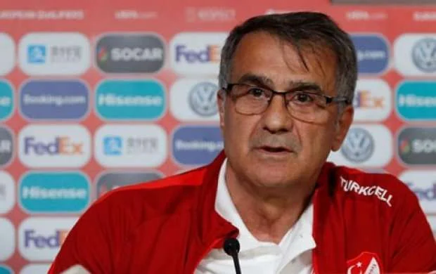Şenol Günəş: "Şəhər böyüyüb, amma beyinlər kiçilib" - VİDEO 
