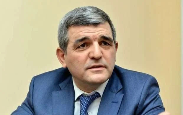 Millət vəkili: "Bəs nə oldu, Qurban Qurbanova 6 ay səbr edə bilmədilər" 