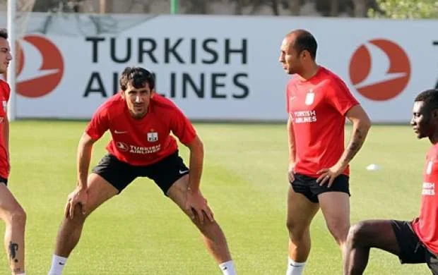 "Neftçi" Türkiyə toplanışına başladı 