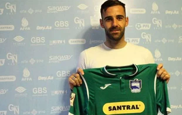 “Zirə” monteneqrolu futbolçu transfer etdi 