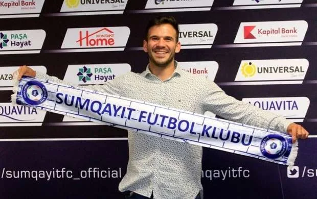 “Sumqayıt”da ispan məşqçi 