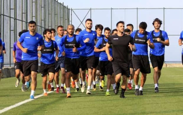 "Sumqayıt"a 5 futbolçu qoşuldu 