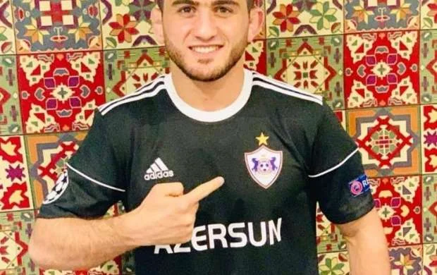 "Qarabağ" forması ilə şəklini paylaşıb, təbrik etdilər 