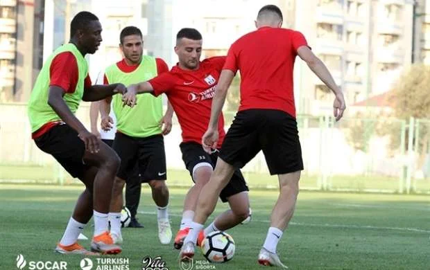 "Neftçi" hazırlıqlara start verdi 