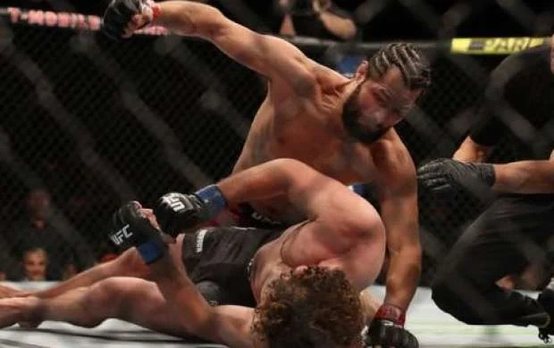 UFC-də nokaut rekordu - VİDEO 