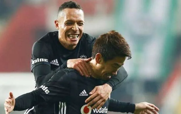 5 futbolçu "Beşiktaş"dan getdi 