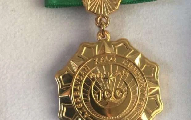 Fariz Nəcəfov Cümhuriyyət medalı ilə təltif edildi 