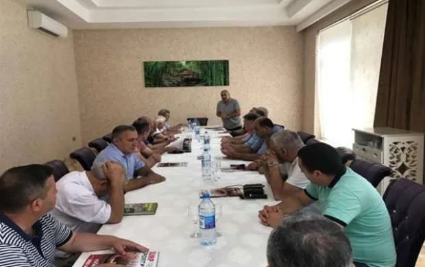 Nazim Süleymanov millət vəkilləri ilə görüşdü 