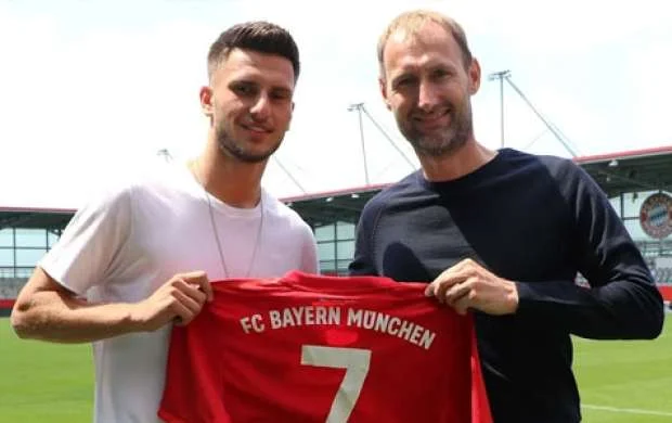 "Bavariya" Almaniya millisinin üzvünü 1.5 milyona transfer etdi 