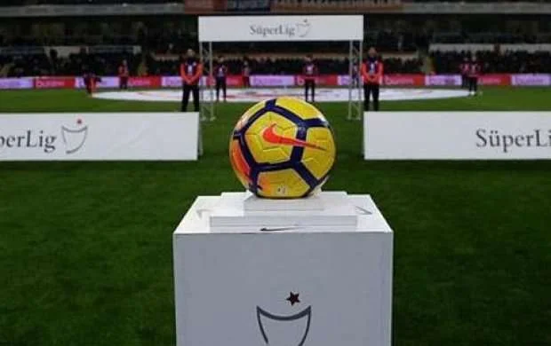 Türkiyə Super Liqasında derbi tarixləri açıqlandı 