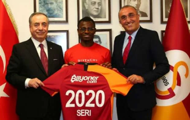 30 milyon avroluq futbolçu rəsmən "Qalatasaray"da 