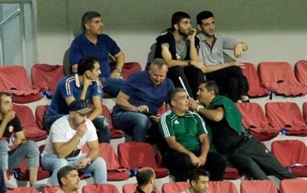 AFFA-da dava: Babək Quliyev Elçin Məmmədovu yumruqladı 
