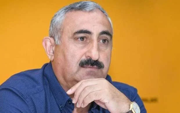 "Neftçi"nin oyununu məşhur rus kanalında Nazim Süleymanov şərh edəcək 