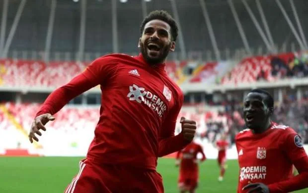 Sabiq "Barselona"lı "Beşiktaş"da 