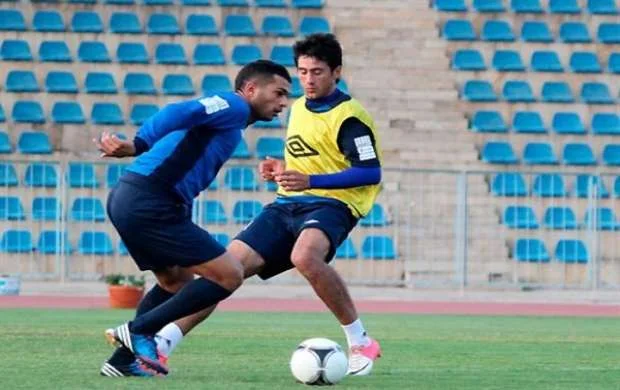 Millimizin sabiq futbolçusu: "Hamısı yaltaq, ikiüzlü adamlardı" 