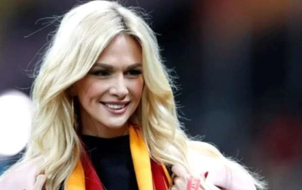 FIFA-nın səfiri "Qalatasaray"a görə Türkiyəyə gəldi - FOTOLAR 