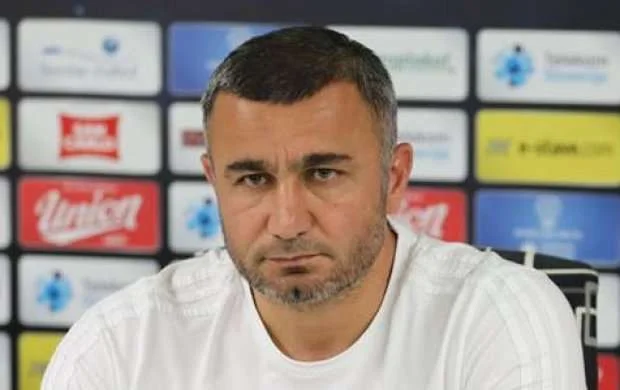 Qurban Qurbanov: "Yarımmüdafiəyə oyunçu istəyirik" 
