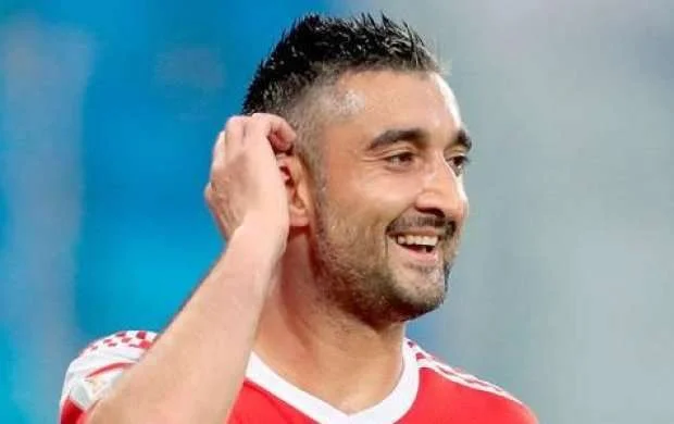 Səmədov karyerasını bərpa etdi, həvəskar kluba keçdi 