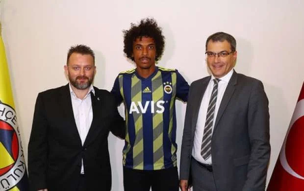 "Marsel"in futbolçusu "Fənərbaxça"da - RƏSMİ 