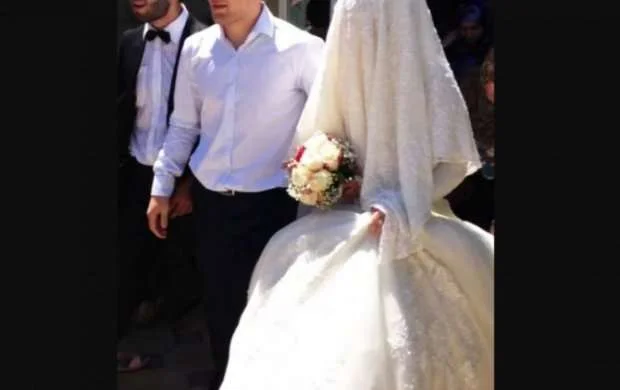 Həbib Nurmaqomedov həyat yoldaşını niyə hamıdan gizlədir? - FOTOLAR 