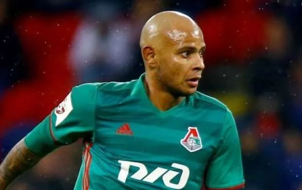 Rusiya millisinin futbolçusu soyuldu 