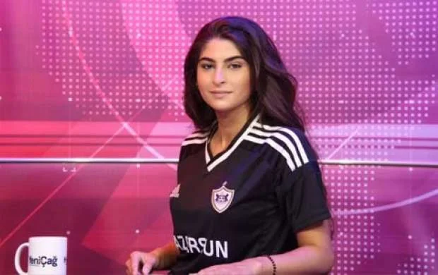Aparıcıdan “Qarabağ”a dəstək: Efirə belə çıxdı - VİDEO 