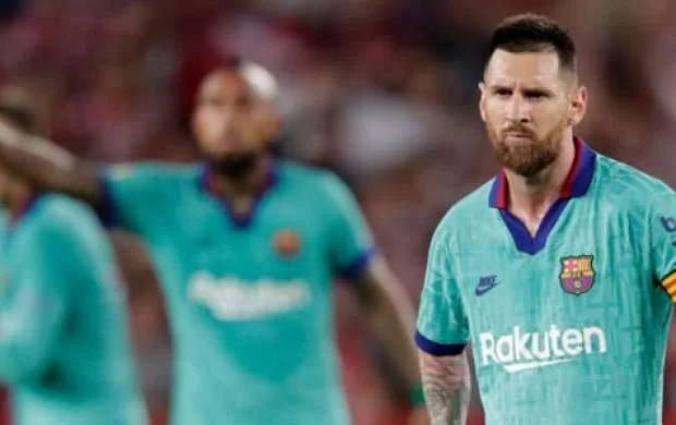 Messi komanda yoldaşlarını danladı 