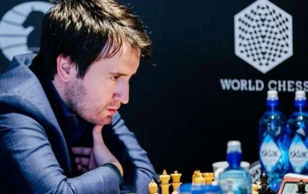 Dünya Kuboku: Teymur Rəcəbov ilk final görüşündə heç-hçə etdi 