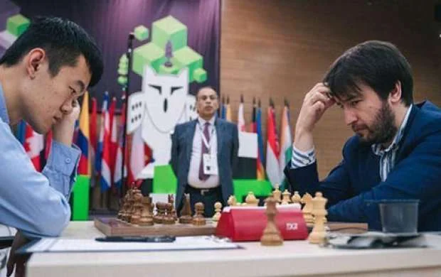 Dünya Kuboku: Teymur Rəcəbov üçüncü final görüşündə qələbə qazandı 